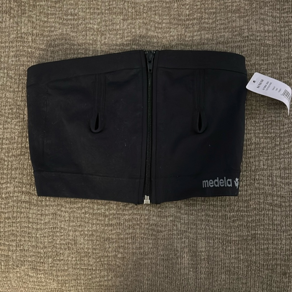 Black strapless medela pumping bra never used